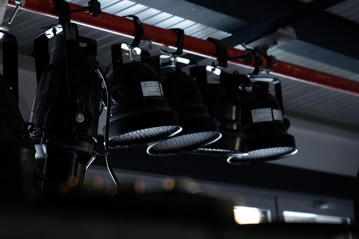 Projecteurs d'éclairage scénique du parc net'audio